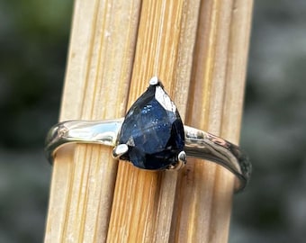 Blue Kyanite Ring | Dainty Stacking Ring | Sterling Silver Ring | Simple Gemstone Ring| Natural Kyanite Ring| September Birthstone| Mom Gift