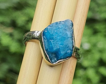 天然ネオンアパタイトクリスタルリング：ハンドメイド925スターリング 
