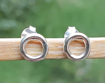 Open Circle Earrings | Small Hoop Stud | Sterling Silver Circle Earring | Dainty Minimalist Studs