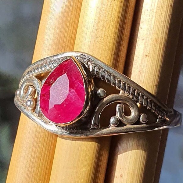 Pear Ruby Ring | 925 Sterling Silver Ring | Boho Ring | Vintage Jewellery | Ruby Corundum Ring | Pink Ruby Jewelry | Handmade Ring| Mom Gift