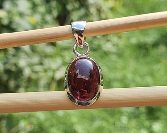 Pendentif grenat hessonite pour homme | Bijoux faits main | Pendentif en hessonite | Bijoux en grenat | Argent sterling 925 | forme ovale | Cadeau pour elle