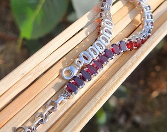 Pulseira de granada masculina | Pulseira prateada | Pulseira de granada feminina | Estilo boho | Peça marcante | Joias de granada masculinas | Presente de aniversário para ela