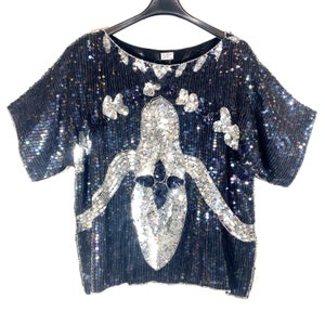 Blusa/top feminino estilo flapper de seda preta totalmente feito à mão bordado com lantejoulas e contas de vidro,