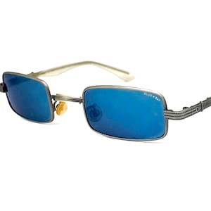 BlueBay minimalistische silberne rechteckige Sonnenbrille mit blauen gespiegelten Gläsern, Italien 90s NOS Mint