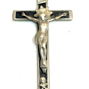 Antique artisanal crucifix in ebony and brass w skull & heart 1890ca