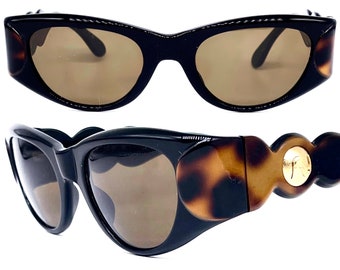 Nouvelle Vague tortoise / black cateye sunglasses with golden metal details, NOS 80s Italy