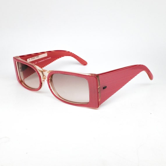 IDC French Riviera Square Rim Sunglasses in Red/clear  display picture 2