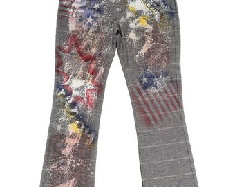 Ausgestellte, karierte Baumwollhose von Iceberg Jeans mit Siebdruck-Handdruck im Pop-Stil, inspiriert von der US-Flagge, atemberaubende NOS 90er-Jahre, Gr. 32