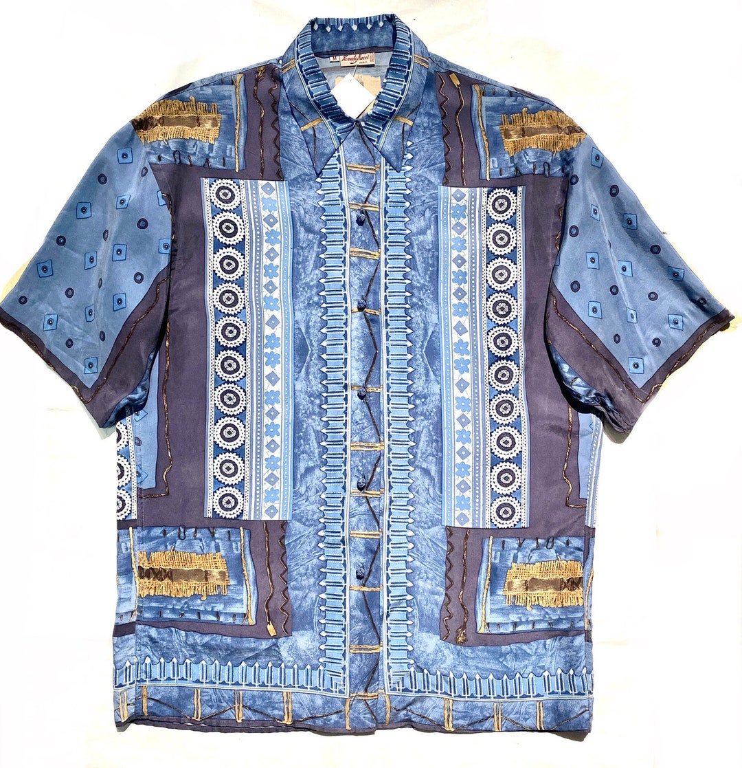 新品 Renato Nucci フランス製 シルク100% スカーフ柄 シャツ 新品 Renato Nucci フランス製 シルク100% スカーフ柄 シャツ