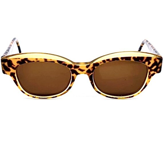 Krizia K34 Wonderful Thick Tortoise Cateye Sunglasses Hand 