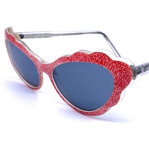 IDC 57 fancy cloud shaped cateye sunglasses, in black or red spray pattern, 1980s NOS France image 4