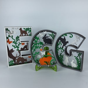 Arte de madeira com várias camadas de letras de animais | Arte de letras personalizada | Arte de parede em camadas 3D | Decoração de casa com mandala | Arte de mandala de madeira | Sala de estar