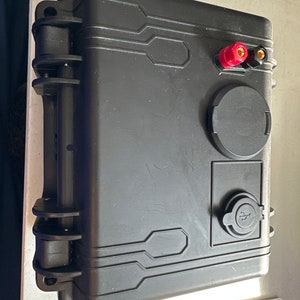 Heavy Duty Battery Box