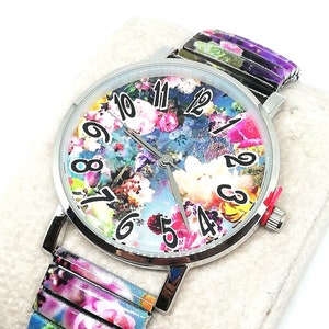 Women&#39;s quartz watch with purple floral flower pattern, stainless steel - Silver dial