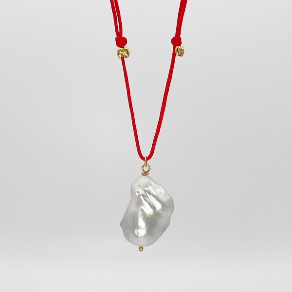Baroque Pearl Necklace on cord, Boho baroque pendant, Baroque pearl choker necklace, Minimalist Large Baroque Pearl Necklace