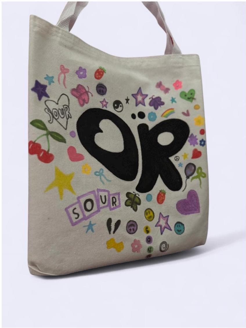 【直筆サイン】ポップアップ限定トートバック付Olivia RodrigoSOUR Olivia Rodrigo, Sour Album, Handmade, Holidays, Tote Bag, Painted