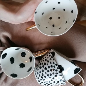 Porcelain mug