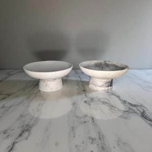 Handmade Small Concrete Pedestal Bowl – Minimalist Decorative Bowl, Modern Catchall Dish, Rustic Home Decor