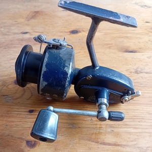 Vintage Mitchell 410 Spinning Reel