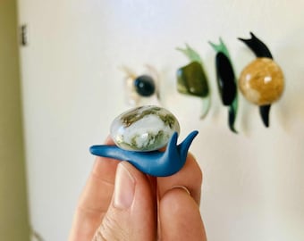 Clay and stone Snail Magnet