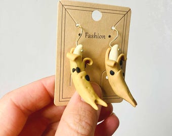 Boucles d'oreilles limace banane - Cottage Core, Pacific Northwest Jewelry