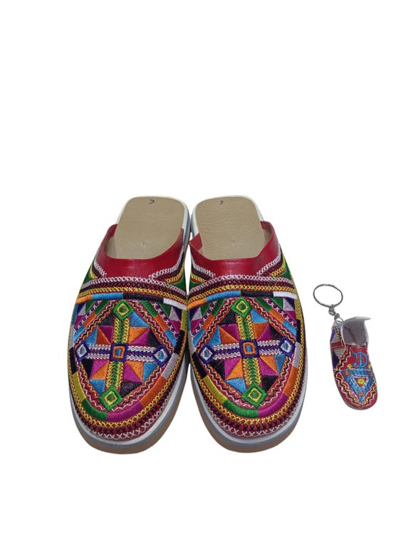 Handmade Amazigh Women's Slippers “IDOUKAN” Free Traditional