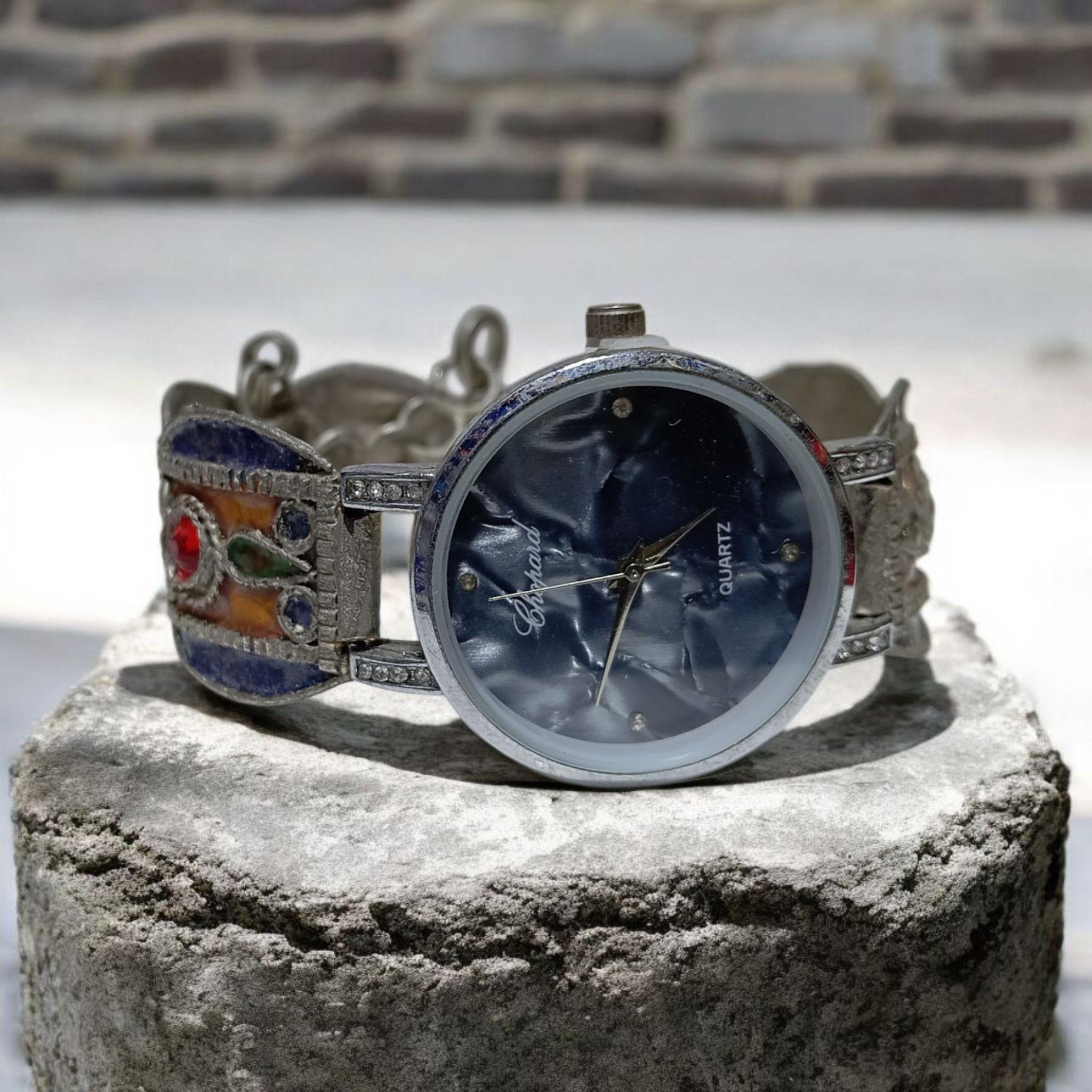 JewelryWe Orologio da Uomo Cinturino Elastico: Orologio Analogico al Quarzo con Calendario Quadrante 24 Ore