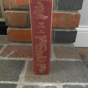 War and Peace by Leo Tolstoy - International Collectors Library - 1960