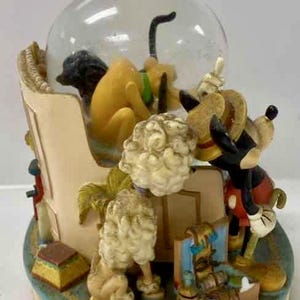 Disney Mickey Mouse & Pluto Snow Globe Pirate Theme Musical Figurine image 2