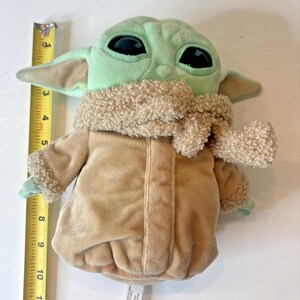 Mattel Star Wars The Child (Grogu / Baby Yoda) Plush image 4