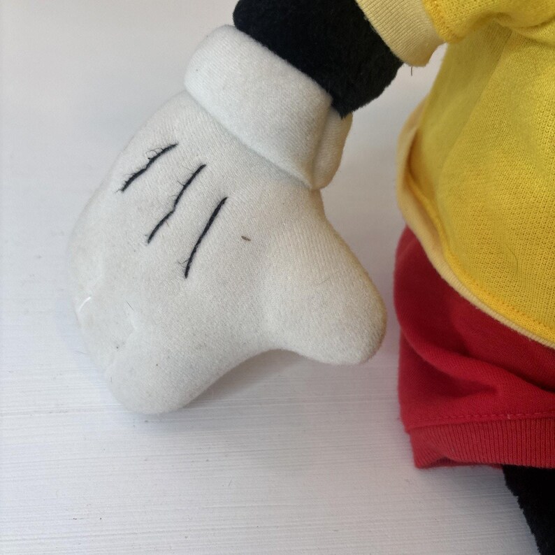 Talking Mickey Mouse Cassette Player Plush World Wonder DNW image 5