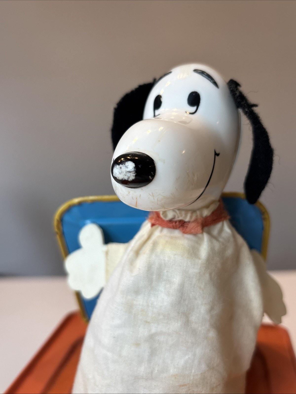 Vintage 1966 Mattel Snoopy Jack-in-the-box Music Box – Peanuts - Etsy
