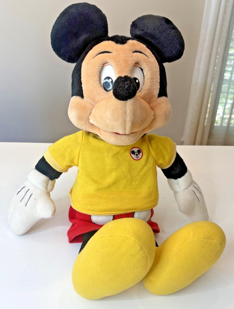 Talking Mickey Mouse Cassette Player Plush World Wonder DNW image 1