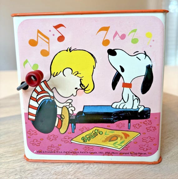 Vintage 1966 Mattel Snoopy Jack-in-the-box Music Box – Peanuts - Etsy
