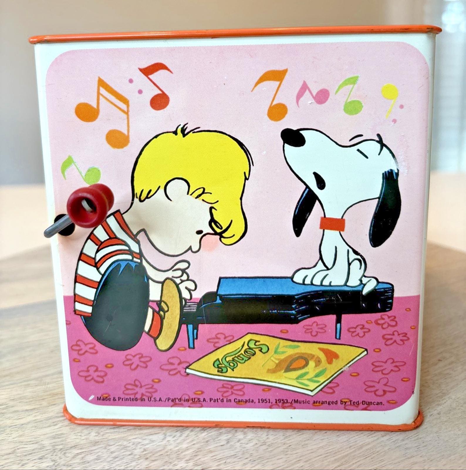 Vintage 1966 Mattel Snoopy Jack-in-the-box Music Box – Peanuts - Etsy