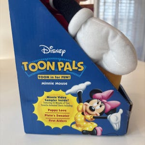 Set de peluches y accesorios de Minnie Mouse de Disney Toon Pals, NUEVO en caja. imagen 11