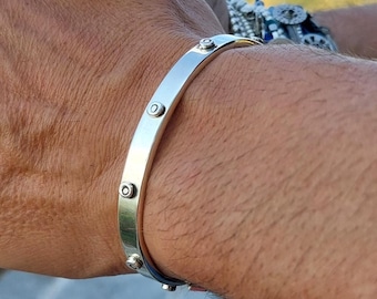 メンズミニマリストシルバーカフブレスレット、男性用オープンバングル