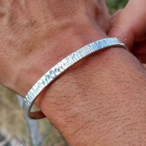 Men&#39;s Silver Minimal Bracelet, Men&#39;s Open Silver Cuff, Adjustable Men&#39;s Bracelet, Solid Silver Cuff Bracelet, Hammered Bracelet