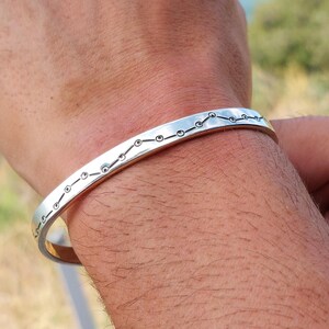Offenes Manschettenarmband, stabiles Armband, verstellbares Armband, Astrologie-Armband, handgemachte Manschette, Unisex-Armband, einzigartige Manschette