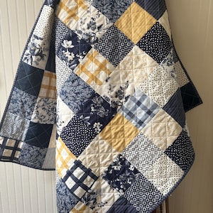 gender neutral baby quilt, handmade baby quilt, crib quilt, baby shower gift, baby gift, toddler quilt, nursery gift, patchwork quilt