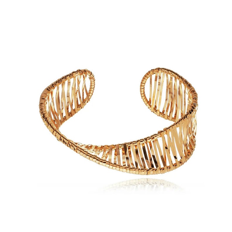 18K Gold Twist Cuff Bracelet image 3