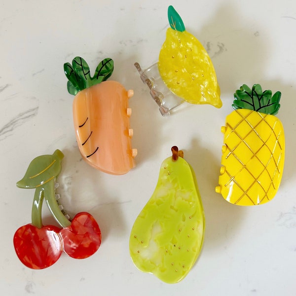 fruit clip -- strawberry, watermelon, pineapple, pear, lemon and carrots