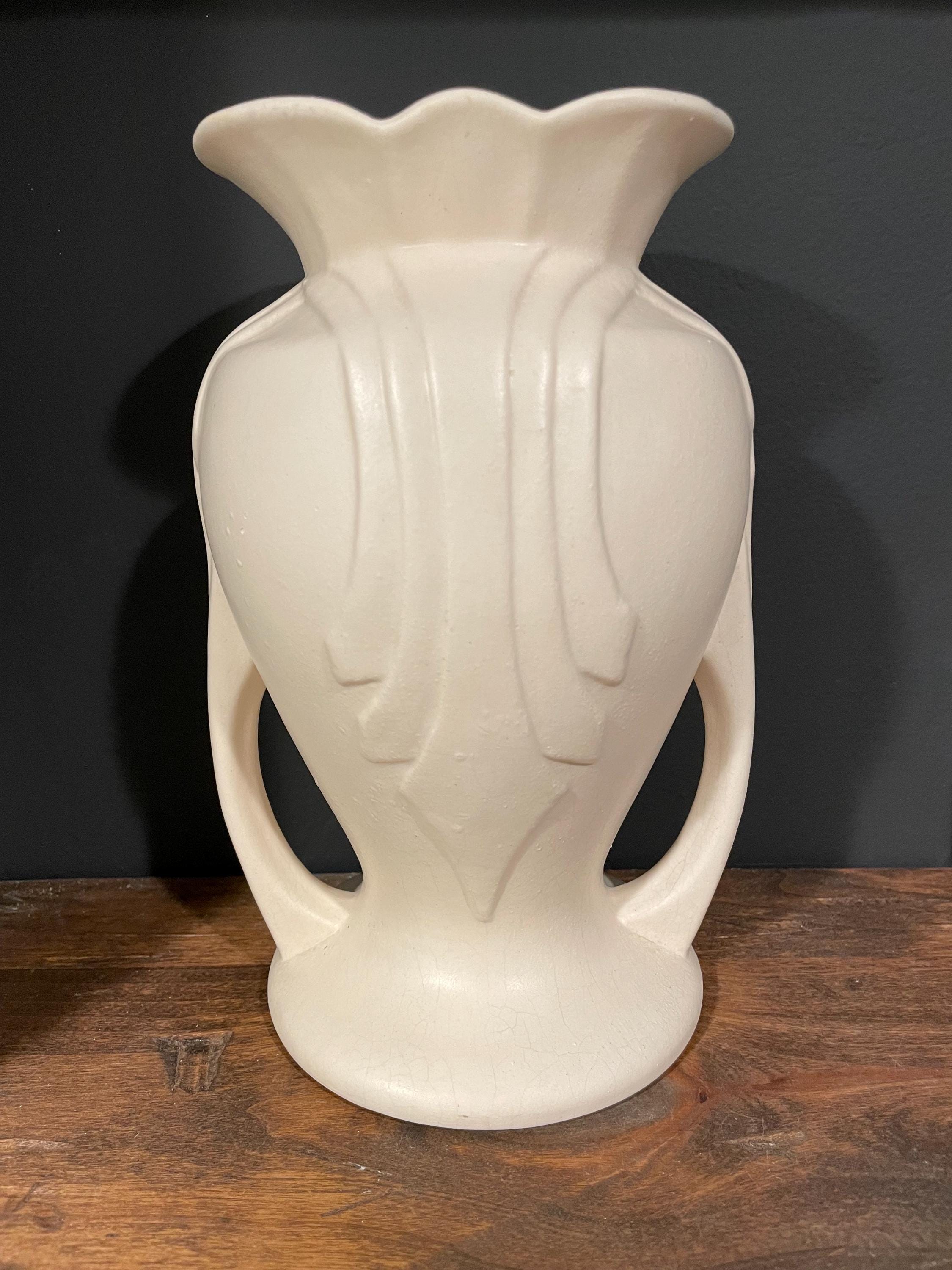 Hull Pottery Vase - Etsy