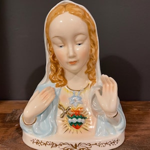 Vintage Napco Ceramic Sacred Heart of Mary Bust Figurine, Hand Painted with Gold Trim, Made in Japan, A1967, Virgin Mary Statue
