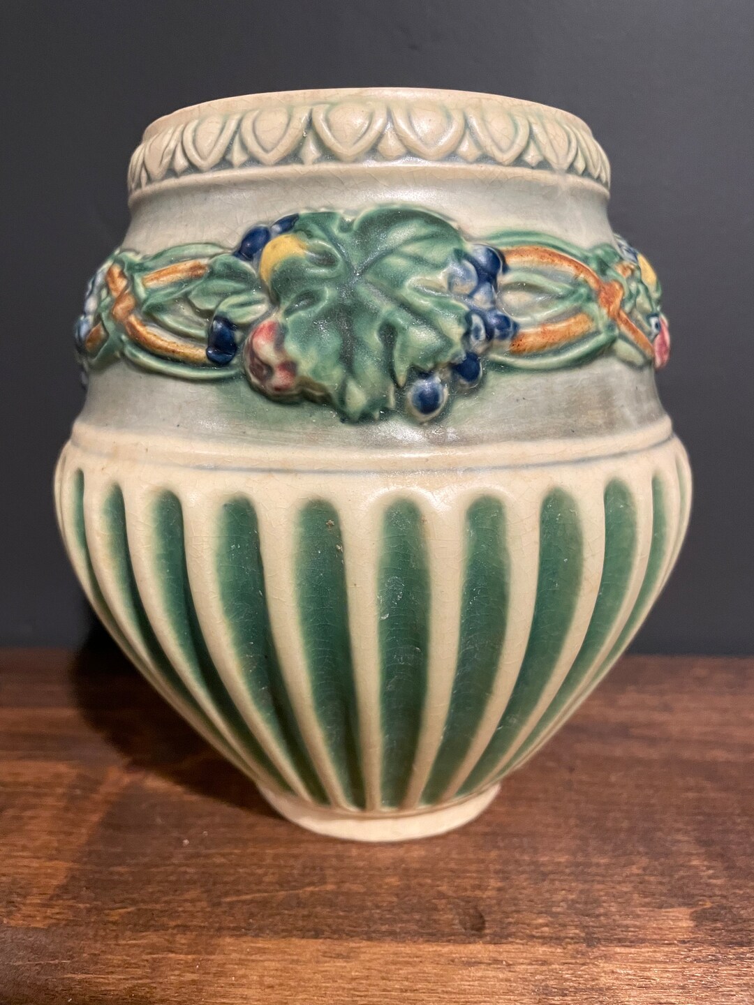 Vintage Roseville Pottery, Corinthian Pattern, Vase 5.75 High, 1920s