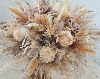 Trockenblumen Boho Brautstrauß beige taupe Pampas Hochzeit