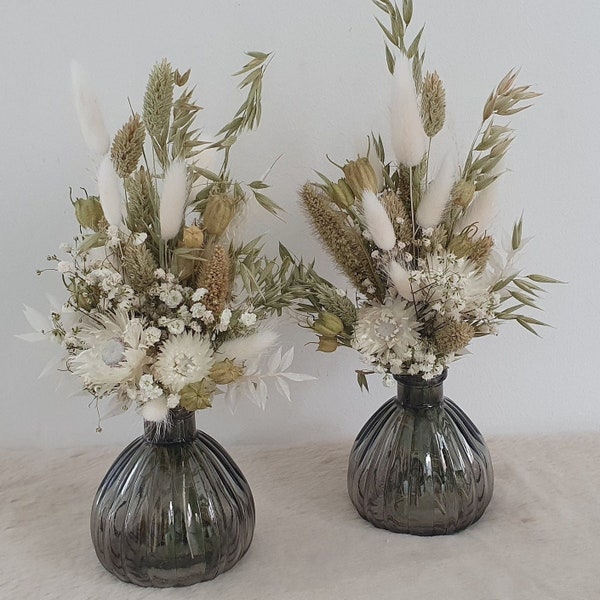 Trockenblumen Strauß mit Vase Hochzeit Tischdeko greenery