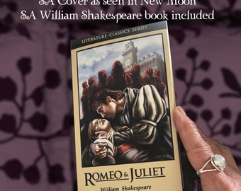 William Shakespeare R&J SA prop replica cover and book.