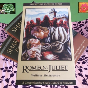 Romeo & Juliet screen accurate  prop replica “cover and book” as used in Twilight New Moon. Please read description.