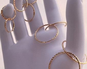 18K Solid Gold Hoop Earrings: Lightweight Diamond Cut Real Gold